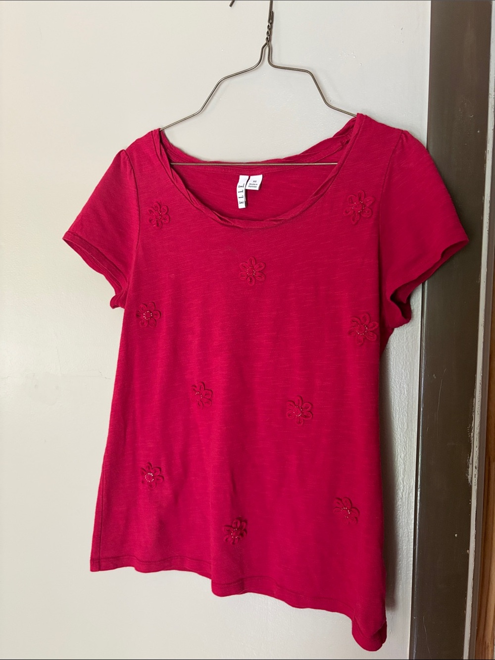 Women’s Red Short Sleeve Embroidered Tee